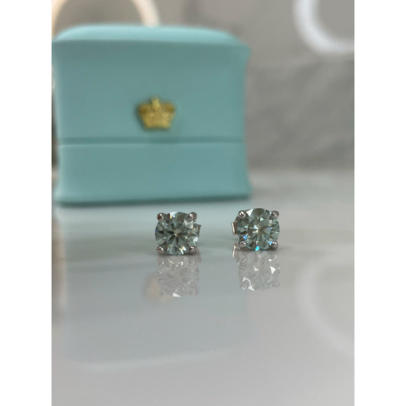 moissanite turquoise diamond 1 ct sterling silver stud earrings MSRP 400 - Picture 3 of 4